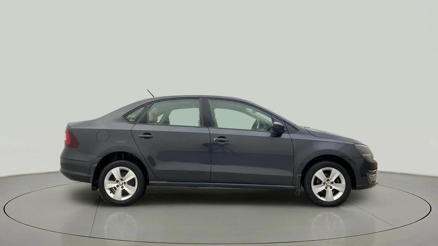 2020 Skoda Rapid AMBITION AT TSI, Petrol, Automatic, 50,749 km, Right Side View