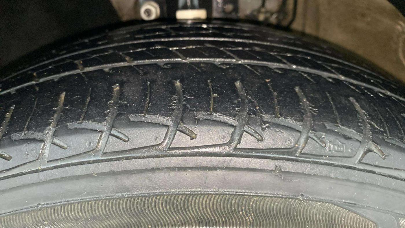 2020 Skoda Rapid AMBITION AT TSI, Petrol, Automatic, 50,749 km, Left Front Tyre Tread