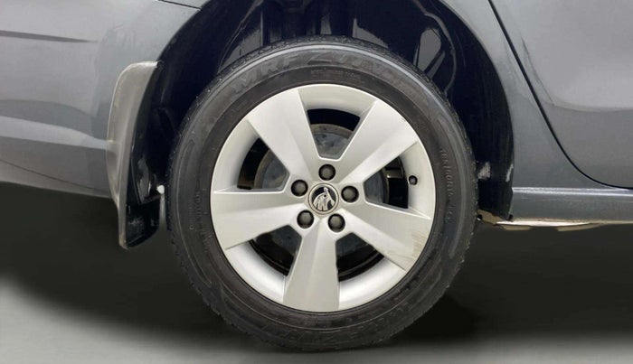 2020 Skoda Rapid AMBITION AT TSI, Petrol, Automatic, 50,749 km, Right Rear Wheel