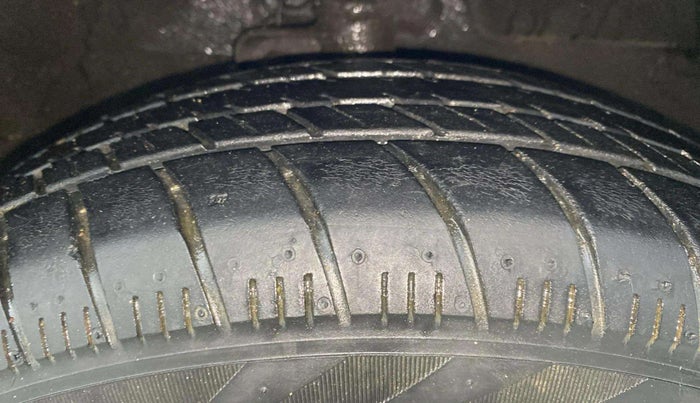 2018 Maruti Celerio ZXI AMT (O), Petrol, Automatic, 42,990 km, Right Front Tyre Tread