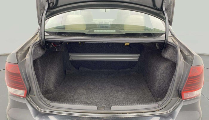 2020 Volkswagen Vento HIGHLINE 1.0L TSI, Petrol, Manual, 93,489 km, Boot Open Zoomed View