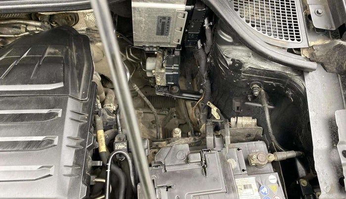 2020 Volkswagen Vento HIGHLINE 1.0L TSI, Petrol, Manual, 93,489 km, Engine View - Left