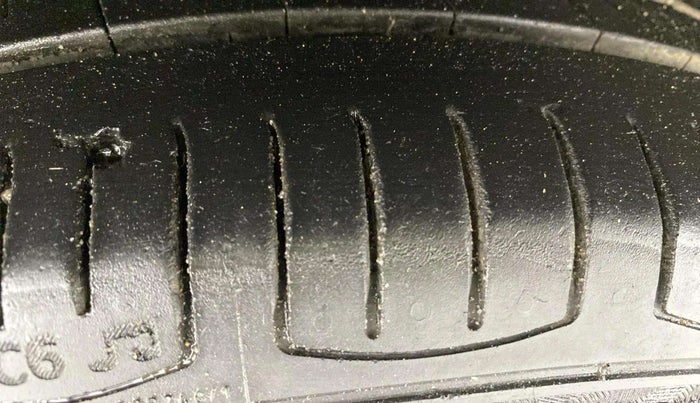 2020 Volkswagen Vento HIGHLINE 1.0L TSI, Petrol, Manual, 93,489 km, Left Front Tyre Tread