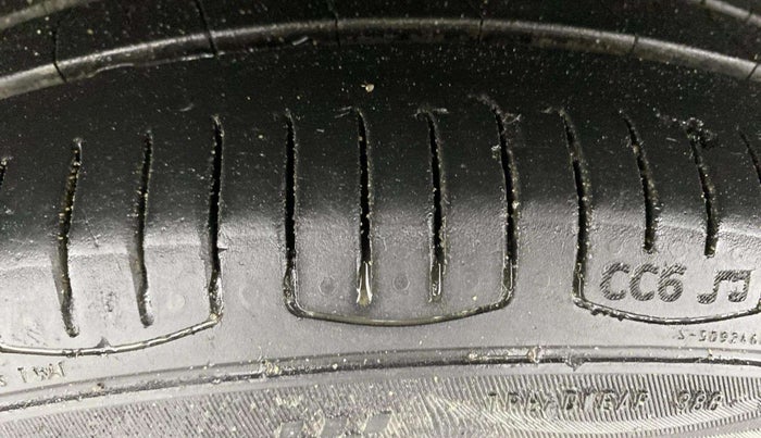 2020 Volkswagen Vento HIGHLINE 1.0L TSI, Petrol, Manual, 93,489 km, Left Rear Tyre Tread