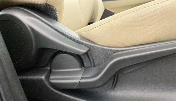 2023 Honda Amaze 1.2L I-VTEC S, Petrol, Manual, 4,904 km, Driver Side Adjustment Panel