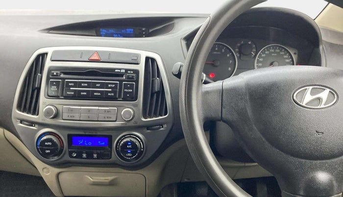2012 Hyundai i20 MAGNA (O) 1.2, Petrol, Manual, 69,844 km, Air Conditioner