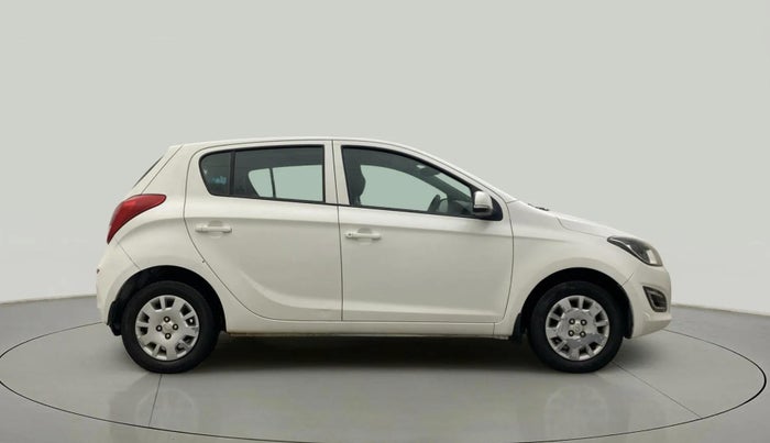 2012 Hyundai i20 MAGNA (O) 1.2, Petrol, Manual, 69,844 km, Right Side View