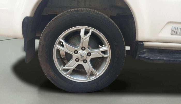 2017 Mahindra Scorpio S10 2WD INTELLI-HYBRID, Diesel, Manual, 92,402 km, Right Rear Wheel
