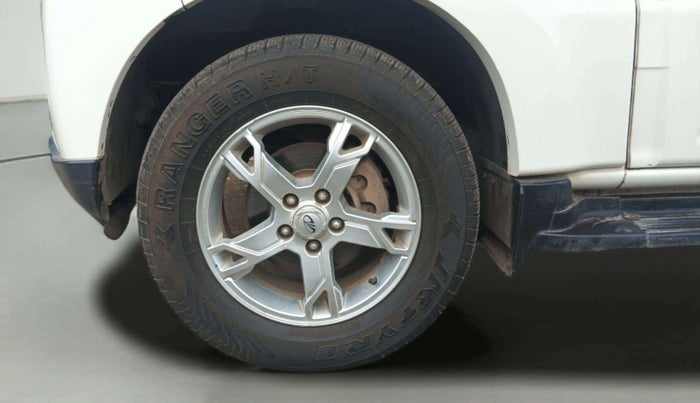 2017 Mahindra Scorpio S10 2WD INTELLI-HYBRID, Diesel, Manual, 92,402 km, Left Front Wheel