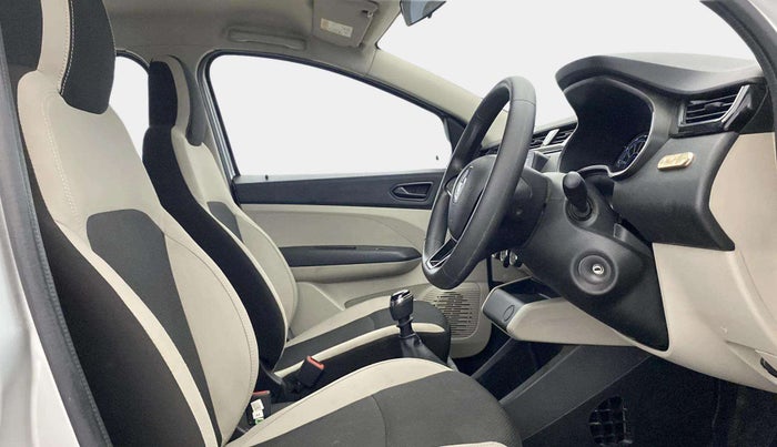 2020 Renault TRIBER RXT, Petrol, Manual, 13,206 km, Right Side Front Door Cabin
