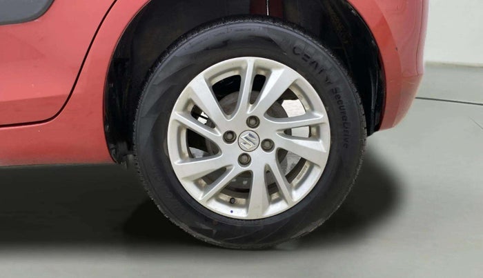 2014 Maruti Swift ZXI, Petrol, Manual, 36,220 km, Left Rear Wheel