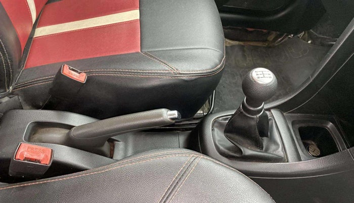 2014 Maruti Swift ZXI, Petrol, Manual, 36,220 km, Gear Lever