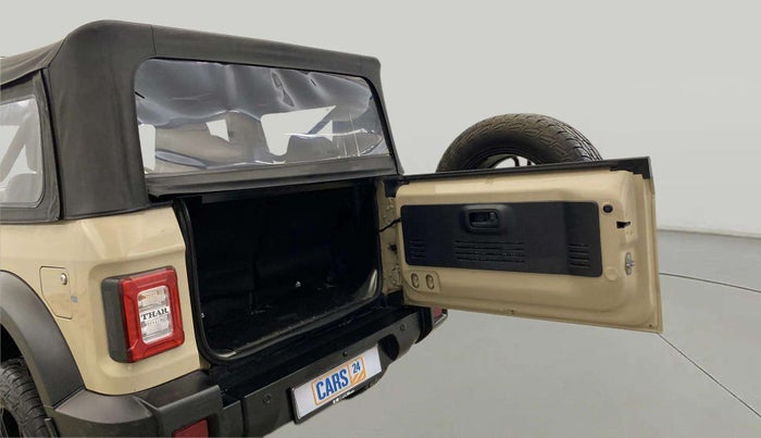 2020 Mahindra Thar LX  P 4WD AT CONVERTIBLE, Petrol, Automatic, 20,495 km, Boot Door Open