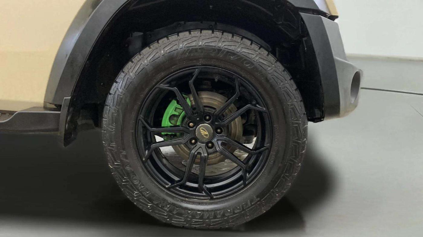 2020 Mahindra Thar LX  P 4WD AT CONVERTIBLE, Petrol, Automatic, 20,870 km, Right Front Wheel