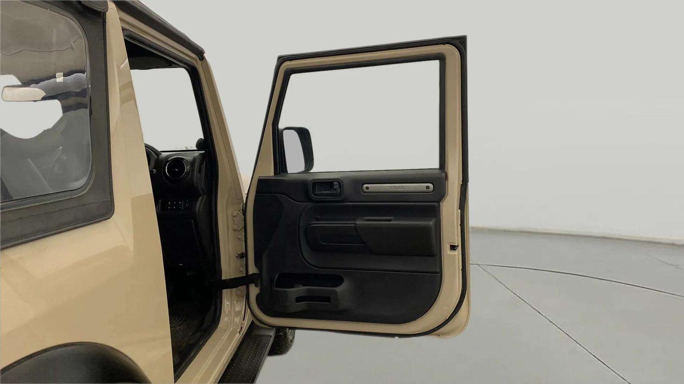 2020 Mahindra Thar LX  P 4WD AT CONVERTIBLE, Petrol, Automatic, 20,870 km, RHS Front Door