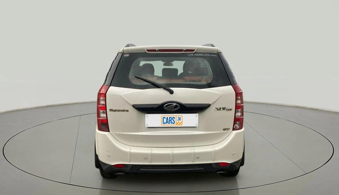 2017 Mahindra XUV500 W6, Diesel, Manual, 1,14,292 km, Back/Rear