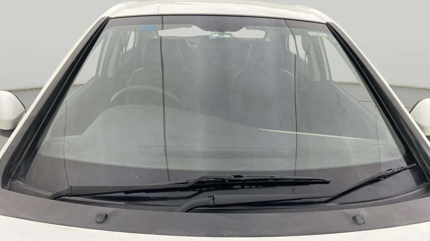 2017 Tata Zest XMS PETROL, Petrol, Manual, 68,526 km, Front Windshield