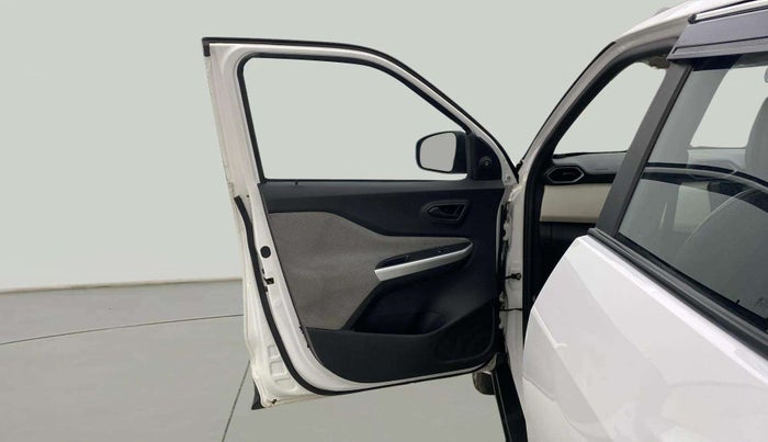 2022 Nissan MAGNITE XE, Petrol, Manual, 33,823 km, LHS Front Door