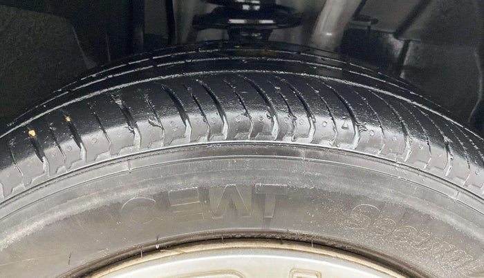 2022 Nissan MAGNITE XE, Petrol, Manual, 33,823 km, Right Front Tyre Tread