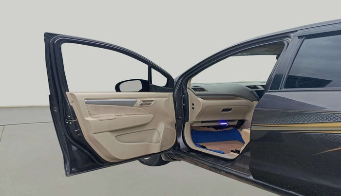 2014 Maruti Ertiga ZDI, Diesel, Manual, 93,194 km, LHS Front Door