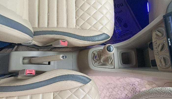 2014 Maruti Ertiga ZDI, Diesel, Manual, 93,194 km, Gear Lever