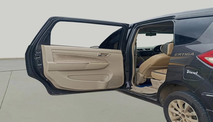 2014 Maruti Ertiga ZDI, Diesel, Manual, 93,194 km, LHS Rear Door
