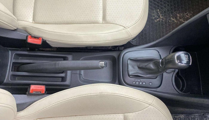 2018 Skoda Rapid STYLE 1.5 TDI AT, Diesel, Automatic, 51,771 km, Gear Lever