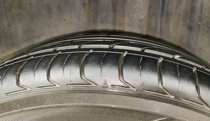 2018 Skoda Rapid STYLE 1.5 TDI AT, Diesel, Automatic, 51,771 km, Left Rear Tyre Tread