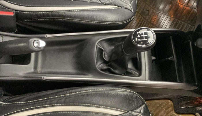 2021 Maruti Baleno ZETA PETROL 1.2, CNG, Manual, 38,782 km, Gear Lever