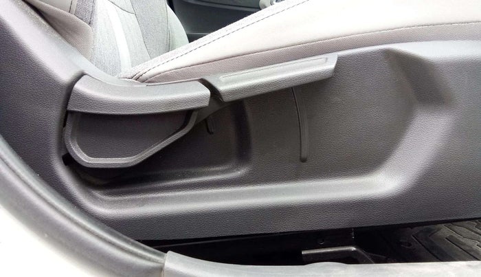 2019 Hyundai GRAND I10 NIOS SPORTZ 1.2 KAPPA VTVT, Petrol, Manual, 36,346 km, Driver Side Adjustment Panel