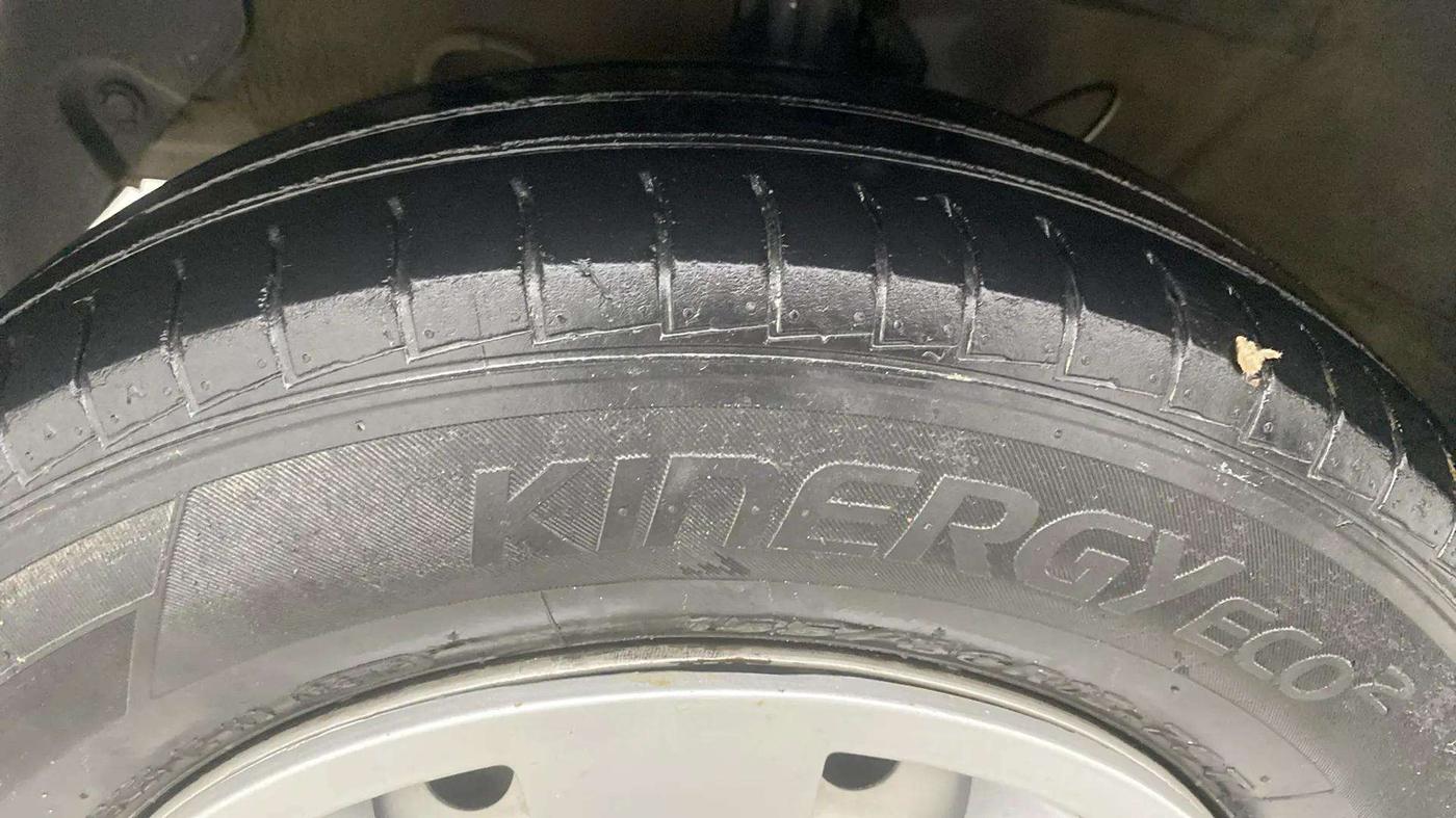2020 Hyundai NEW SANTRO MAGNA, Petrol, Manual, 62,327 km, Left Front Tyre Tread