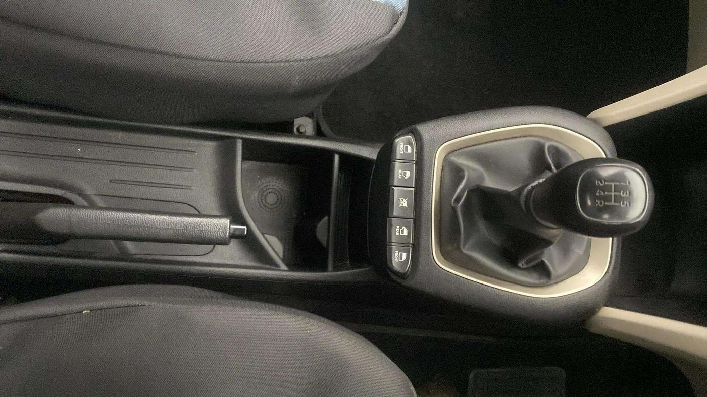2020 Hyundai NEW SANTRO MAGNA, Petrol, Manual, 62,327 km, Gear Lever