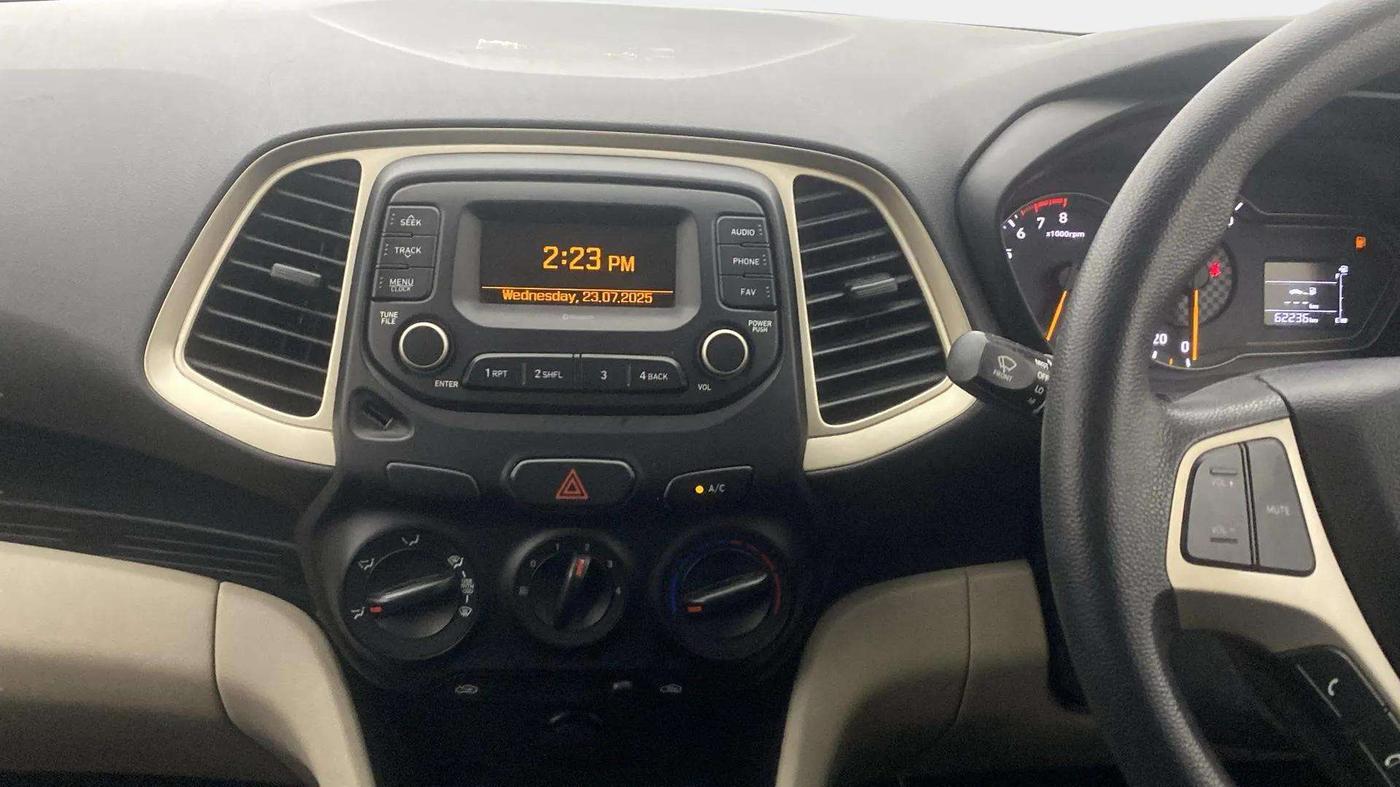 2020 Hyundai NEW SANTRO MAGNA, Petrol, Manual, 62,327 km, Air Conditioner