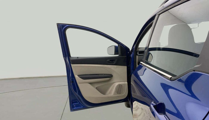 2021 Renault TRIBER RXL MT, Petrol, Manual, 6,263 km, LHS Front Door