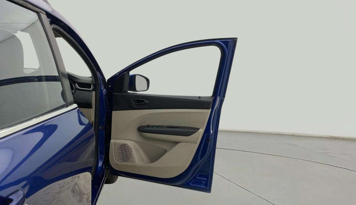 2021 Renault TRIBER RXL MT, Petrol, Manual, 6,263 km, RHS Front Door