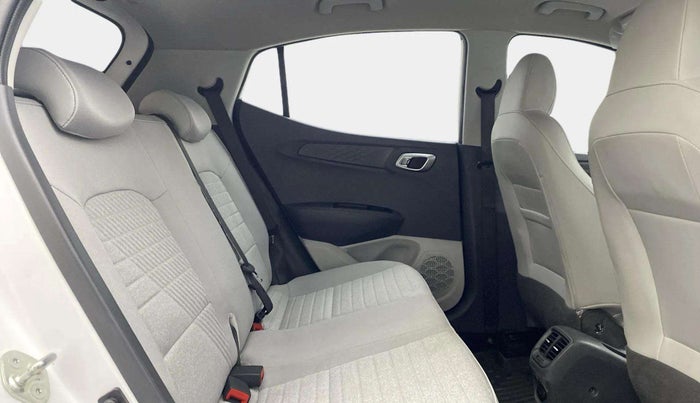 2024 Hyundai GRAND I10 NIOS SPORTZ AMT 1.2 KAPPA VTVT, Petrol, Automatic, 19,870 km, Right Side Rear Door Cabin