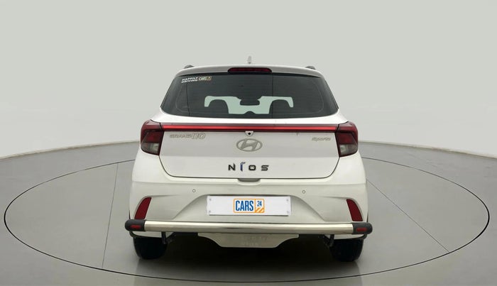 2024 Hyundai GRAND I10 NIOS SPORTZ AMT 1.2 KAPPA VTVT, Petrol, Automatic, 19,870 km, Back/Rear