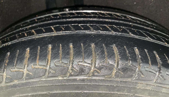 2018 Maruti Baleno DELTA CVT PETROL 1.2, Petrol, Automatic, 60,086 km, Right Rear Tyre Tread