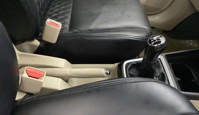 2018 Maruti Dzire ZXI, Petrol, Manual, 49,380 km, Gear Lever