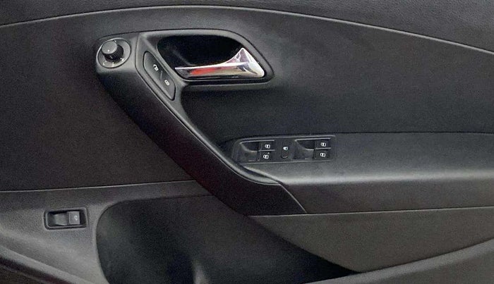 2019 Skoda Rapid MONTE CARLO 1.6 MPI MT, Petrol, Manual, 97,738 km, Driver Side Door Panels Control