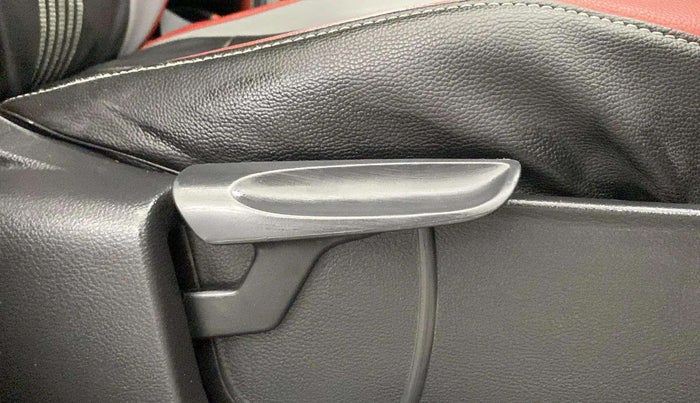 2019 Skoda Rapid MONTE CARLO 1.6 MPI MT, Petrol, Manual, 97,738 km, Driver Side Adjustment Panel