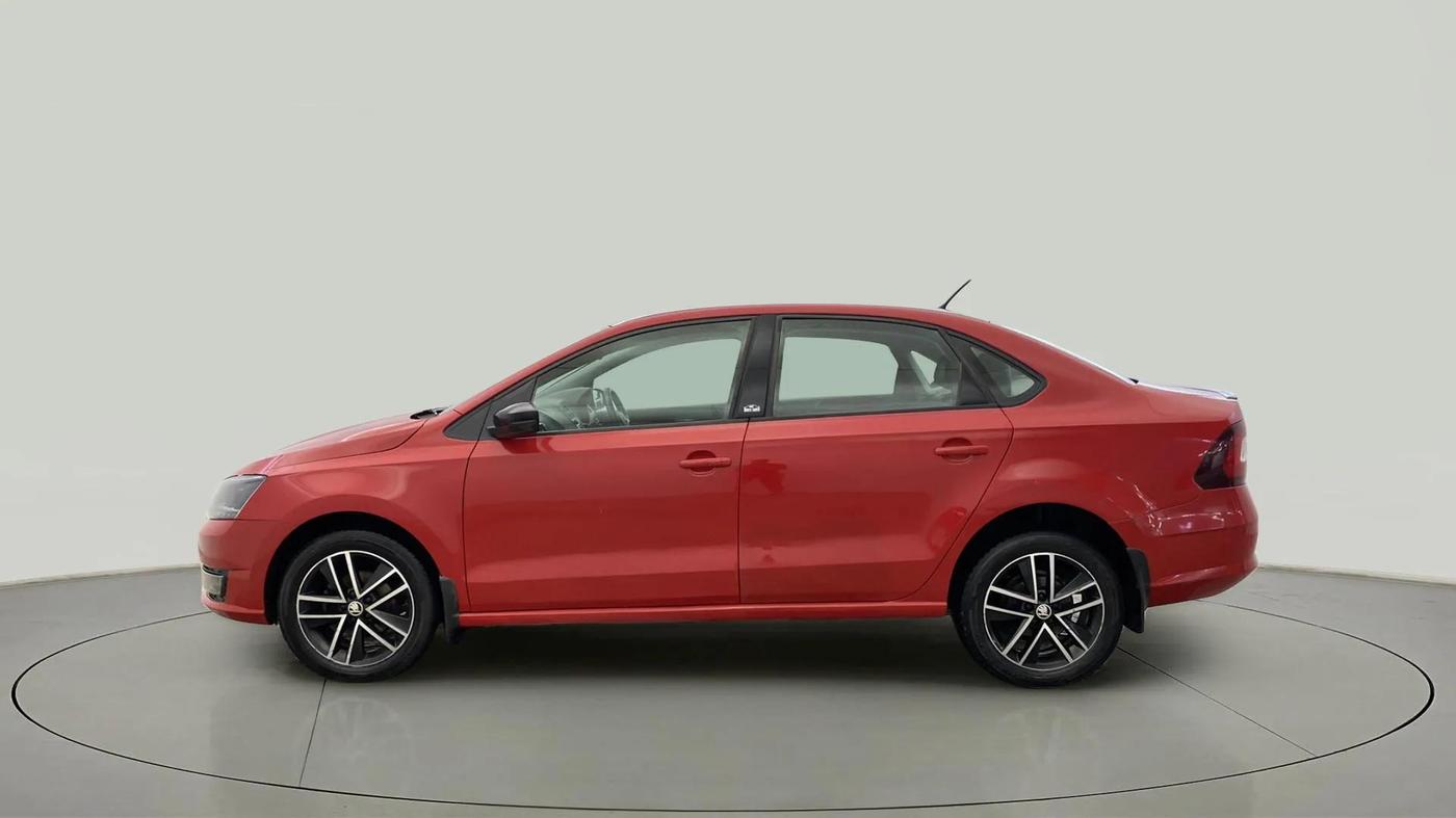 2019 Skoda Rapid MONTE CARLO 1.6 MPI MT, Petrol, Manual, 97,923 km, Left Side
