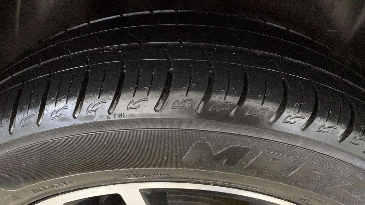 2019 Skoda Rapid MONTE CARLO 1.6 MPI MT, Petrol, Manual, 97,923 km, Left Front Tyre Tread