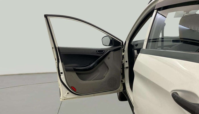 2018 Tata NEXON XM PETROL, Petrol, Manual, 67,498 km, LHS Front Door