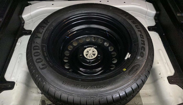 2019 Hyundai Creta E PLUS 1.6 PETROL, Petrol, Manual, 57,114 km, Spare Tyre