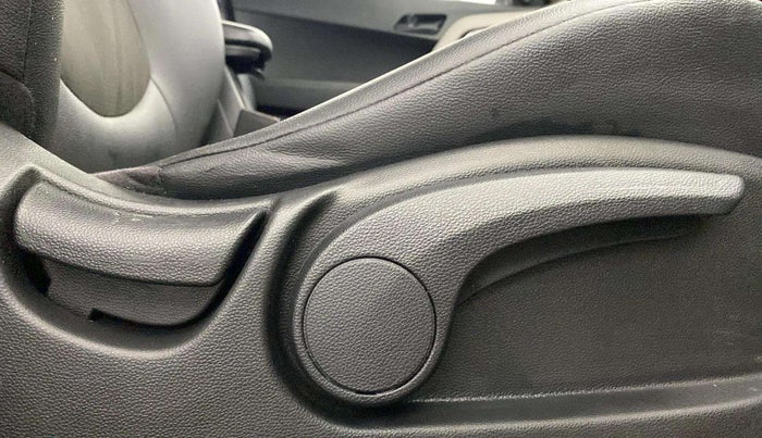 2019 Hyundai Creta E PLUS 1.6 PETROL, Petrol, Manual, 57,114 km, Driver Side Adjustment Panel