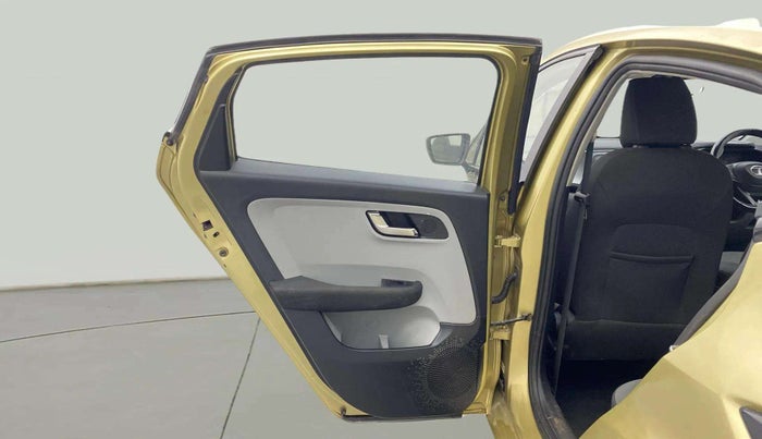 2020 Tata ALTROZ XZ PETROL, Petrol, Manual, 66,544 km, LHS Rear Door