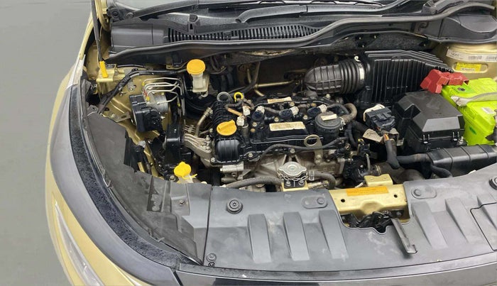 2020 Tata ALTROZ XZ PETROL, Petrol, Manual, 66,544 km, Engine View - Right