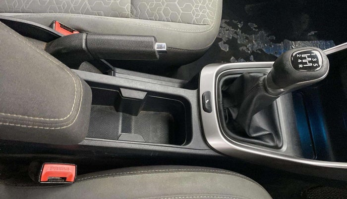 2020 Tata ALTROZ XZ PETROL, Petrol, Manual, 66,544 km, Gear Lever