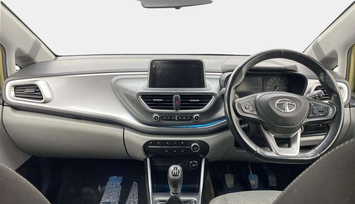 2020 Tata ALTROZ XZ PETROL, Petrol, Manual, 66,544 km, Dashboard